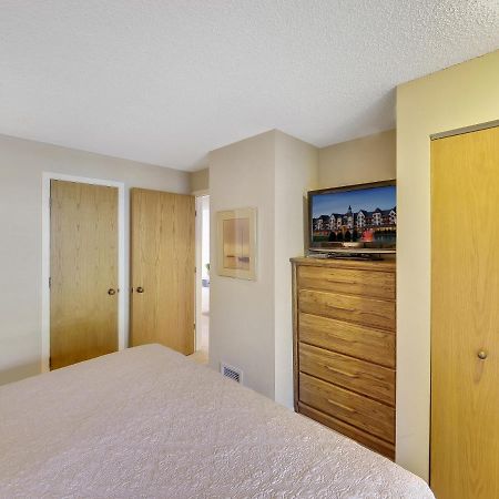228 Edgewater Inn Шарлевой Экстерьер фото