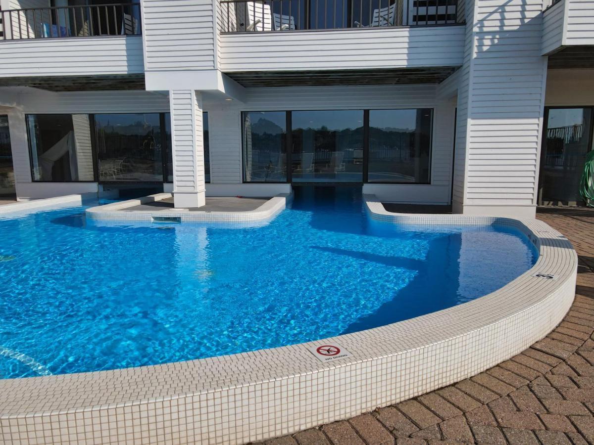 228 Edgewater Inn Шарлевой Экстерьер фото