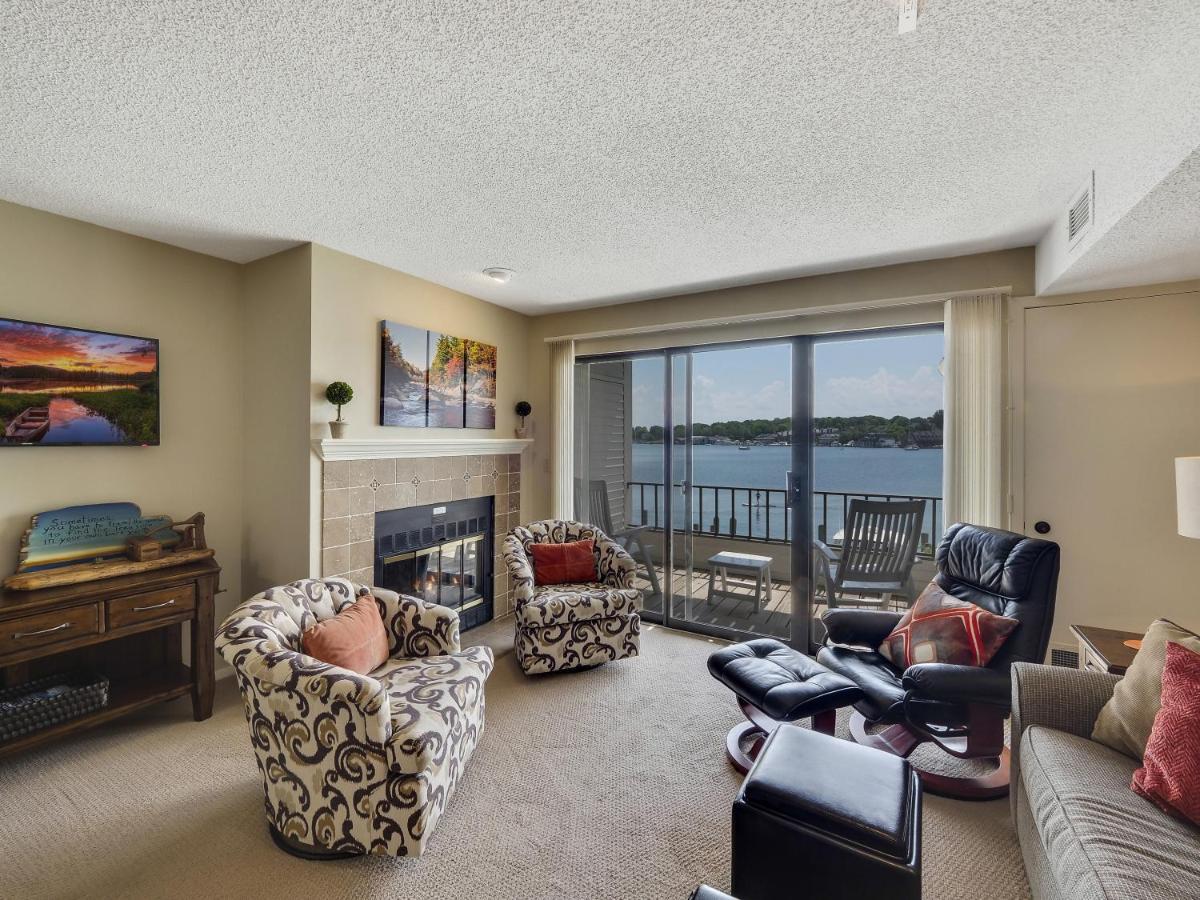 228 Edgewater Inn Шарлевой Экстерьер фото