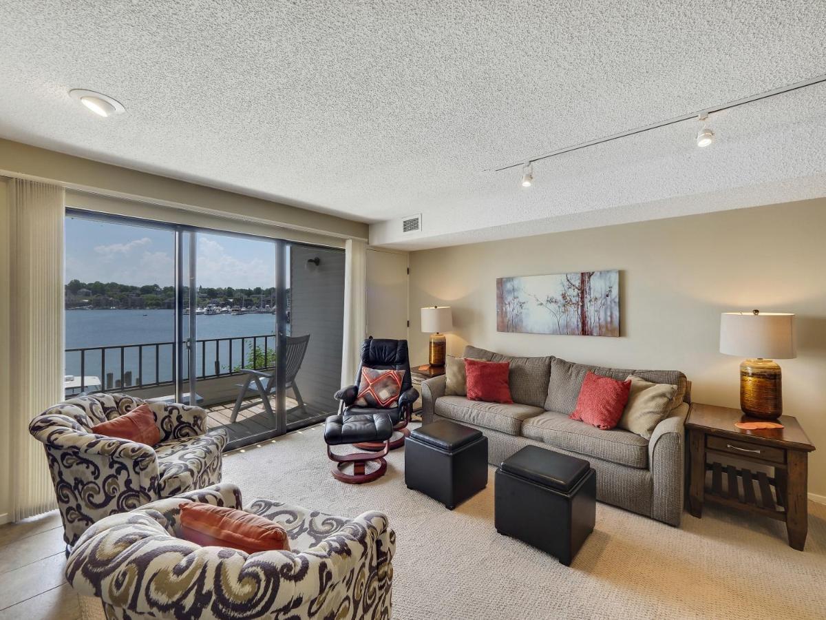 228 Edgewater Inn Шарлевой Экстерьер фото