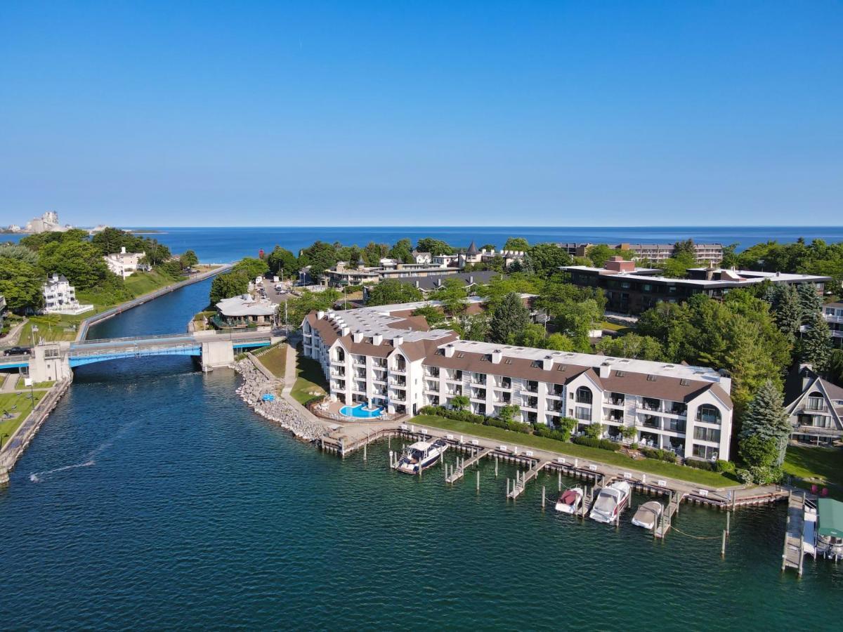 228 Edgewater Inn Шарлевой Экстерьер фото